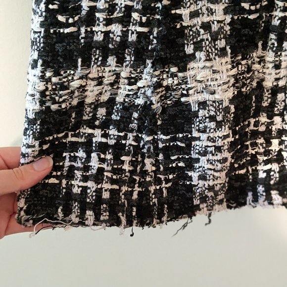 Theory Black and White "Sculpt U Shell" Rubber Tweed Sleeveless Top - Picture 10 of 10